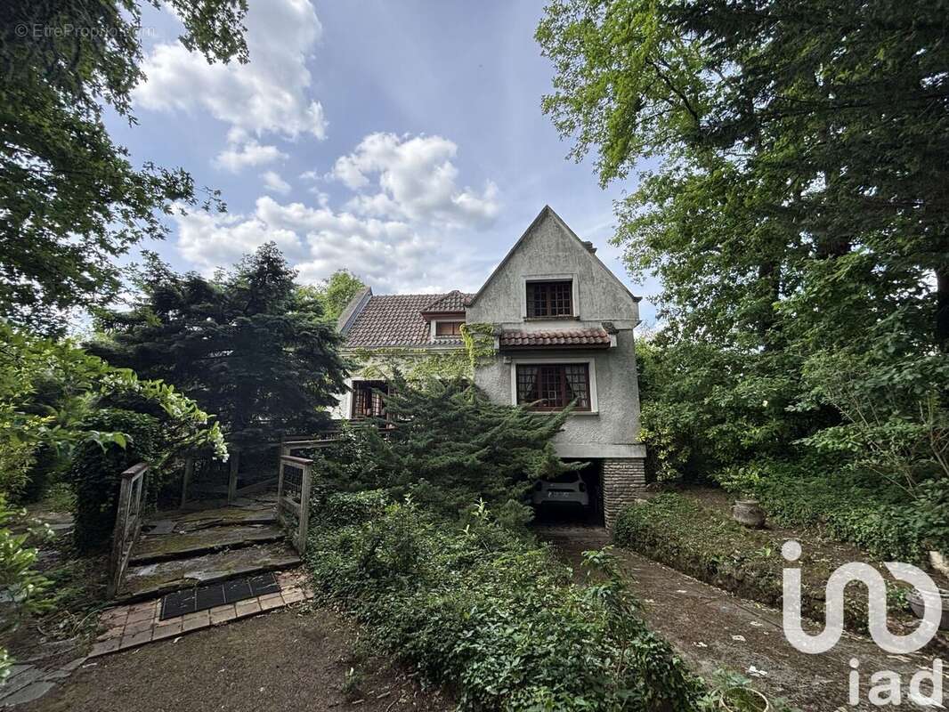 Photo 2 - Maison à LE PLESSIS-TREVISE