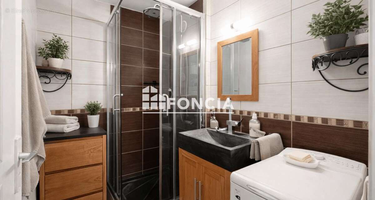 Appartement à VAULX-EN-VELIN