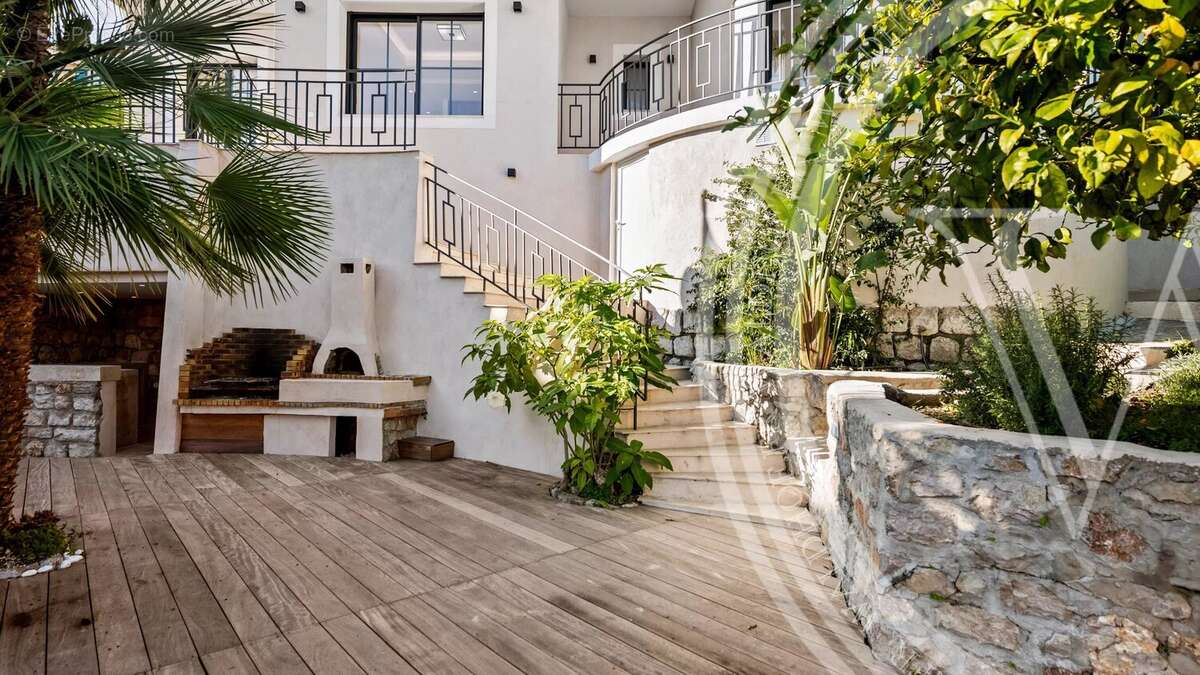 Elégante villa rénovée avec piscine - Roquebrune-Cap-Martin - photo 19