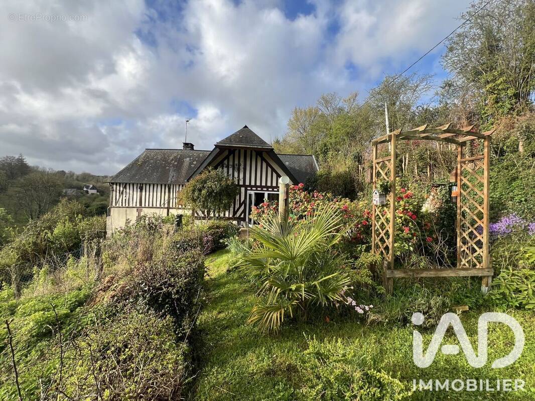 Photo 1 - Maison à EQUEMAUVILLE