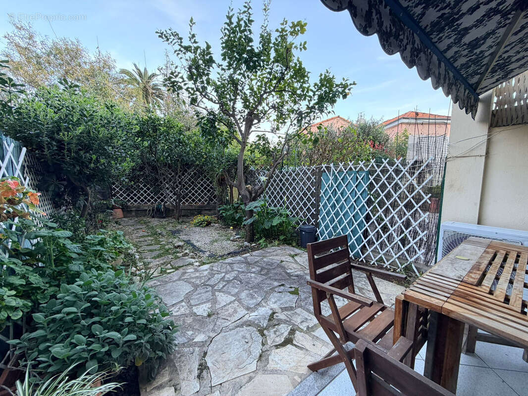 Appartement à MENTON
