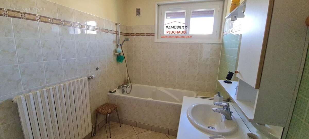 Maison à PARAY-LE-MONIAL