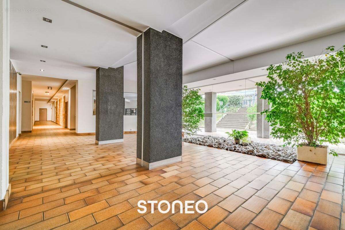 BOULOGNE NORD - ESCUDIER : Appartement de 4 pièces avec balcon - photo 8