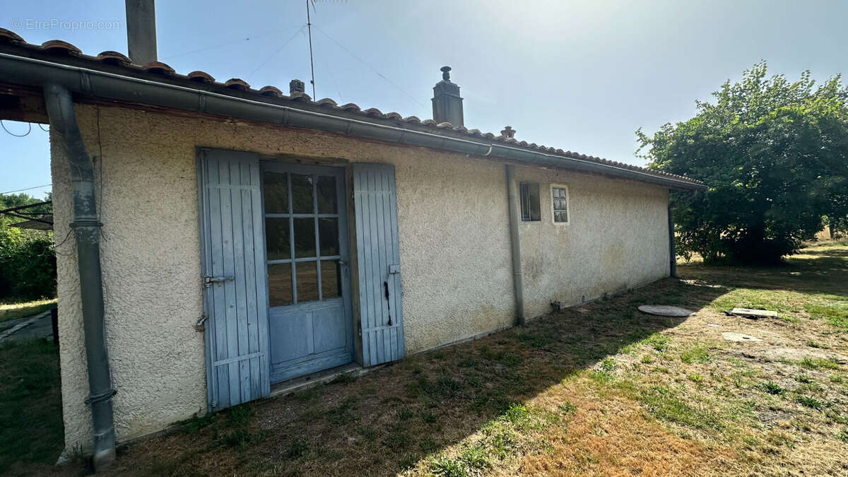 Maison à MOUSTEY