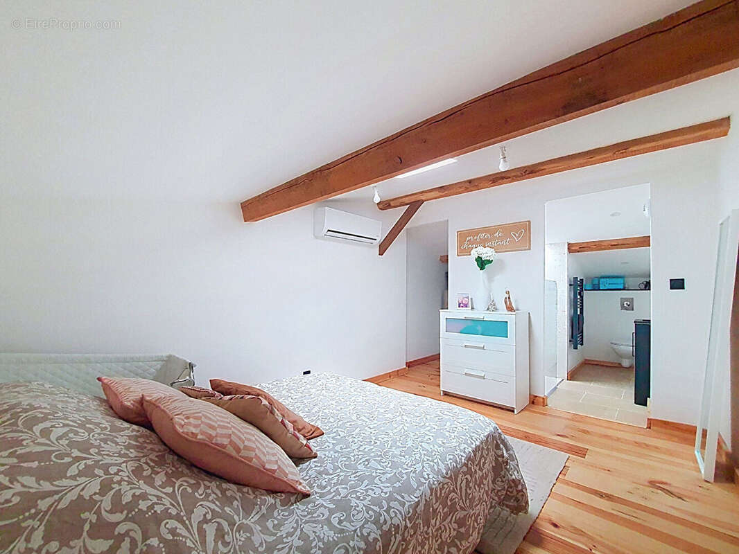 Bessières, maison de type 6 de 158 m² sur une parcelle de 674 m² environ ! - photo 16