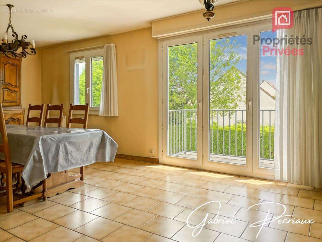 Maison  4 pièce(s) - photo 2