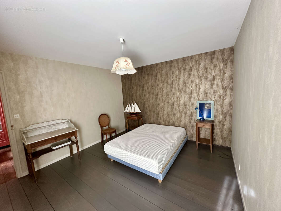 Maison 244 m² à Ploezal  - photo 14
