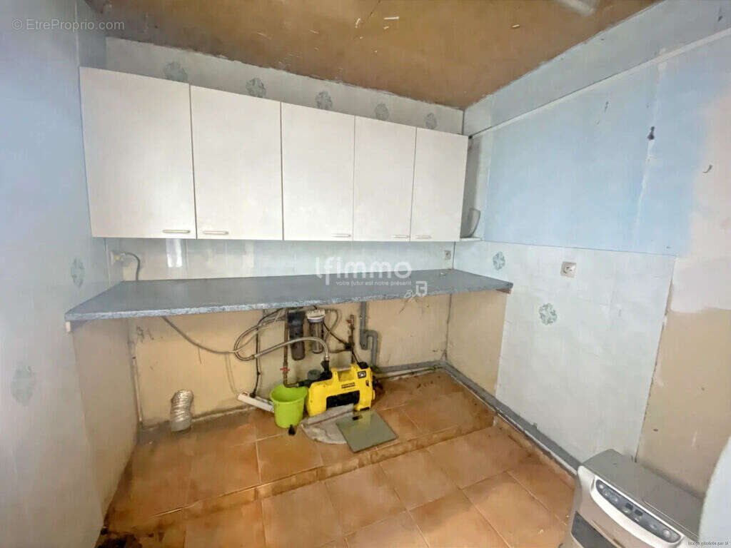 Maison à QUIEVRECHAIN