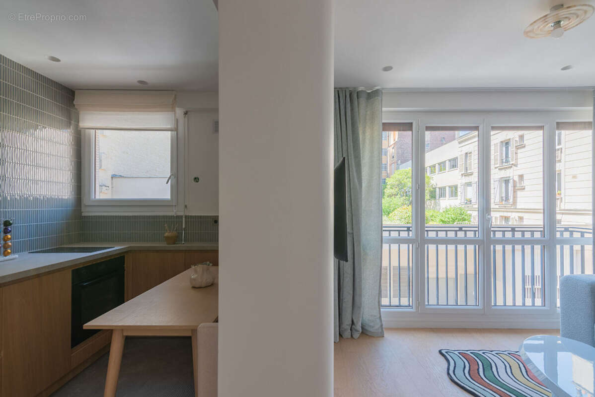 Appartement à PARIS-15E