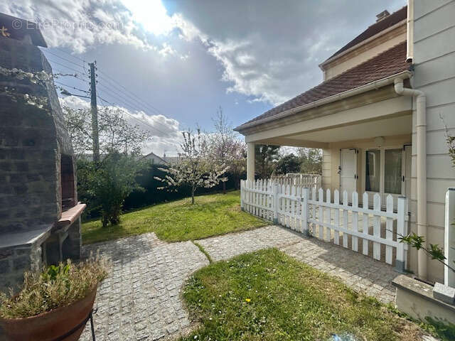 Maison à MONTLHERY