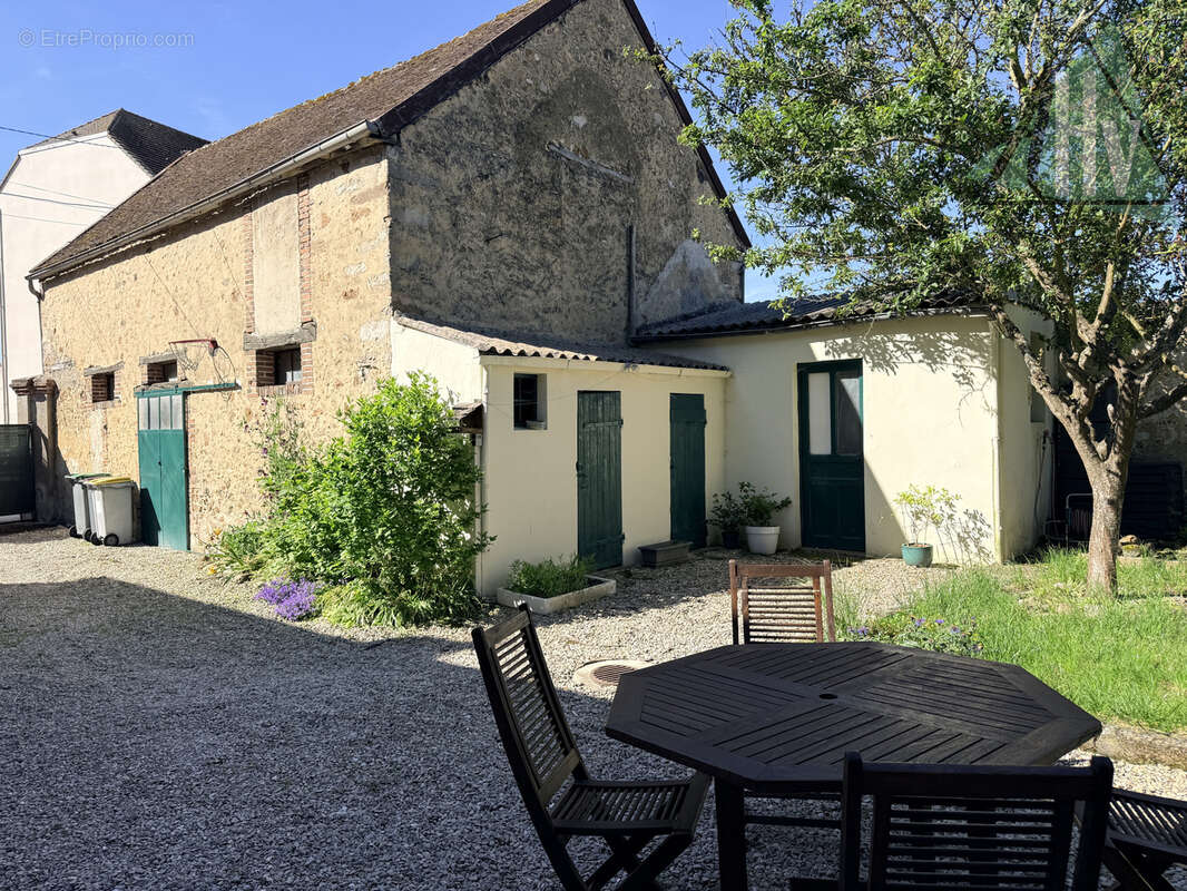 Maison à VILLENAUXE-LA-GRANDE