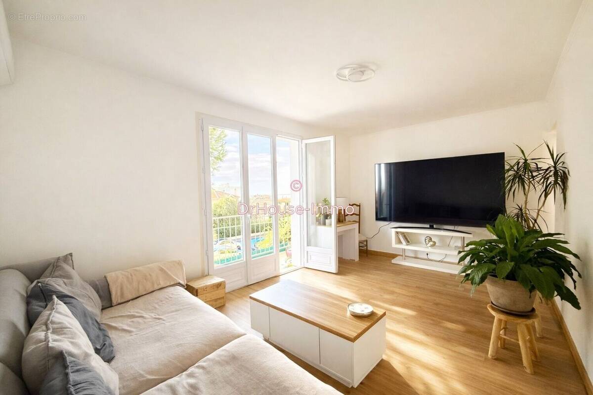 Appartement à CAGNES-SUR-MER