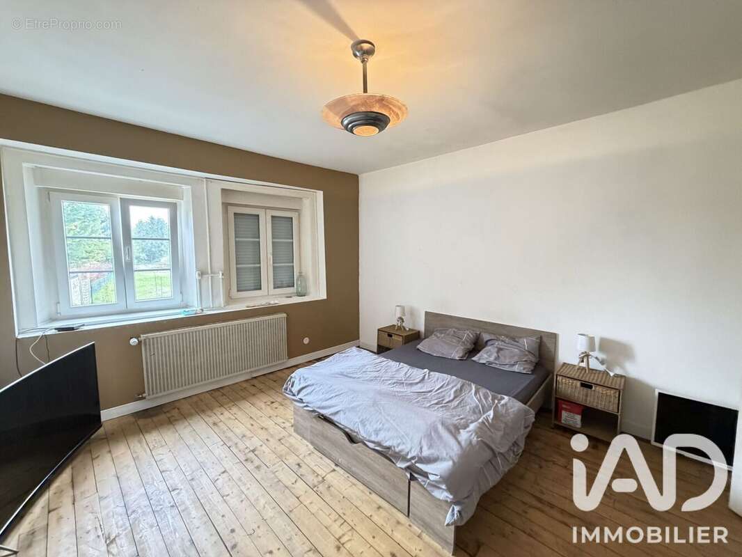Maison 66 m² à Floing  - photo 5