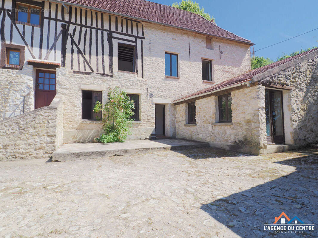 Maison à GUITRANCOURT