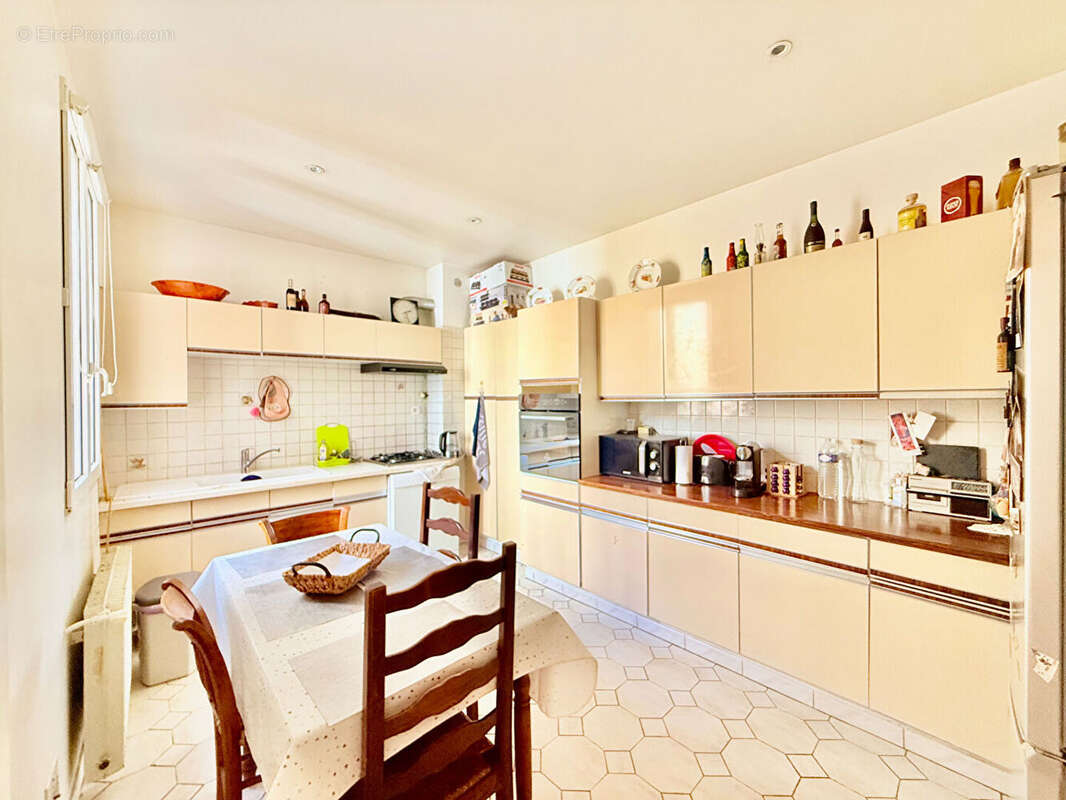 Appartement à IVRY-SUR-SEINE