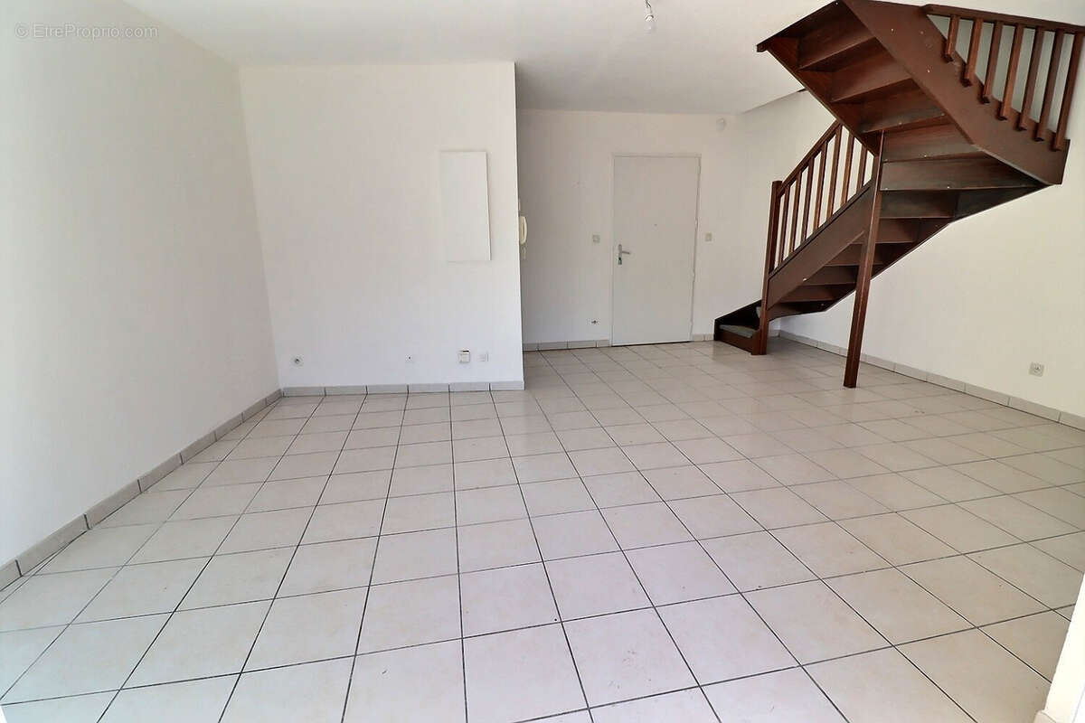 Appartement à CLERMONT-L&#039;HERAULT