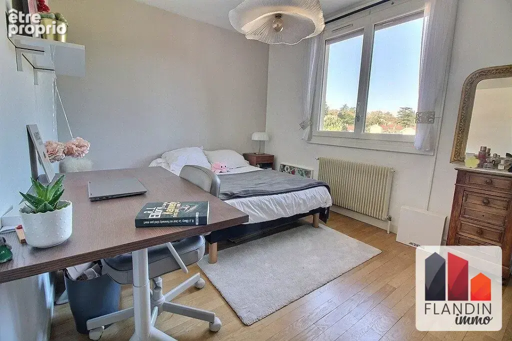 Appartement 5 pièces 121 m² à vendre à Saint-Genis-Laval (69230) - photo 8