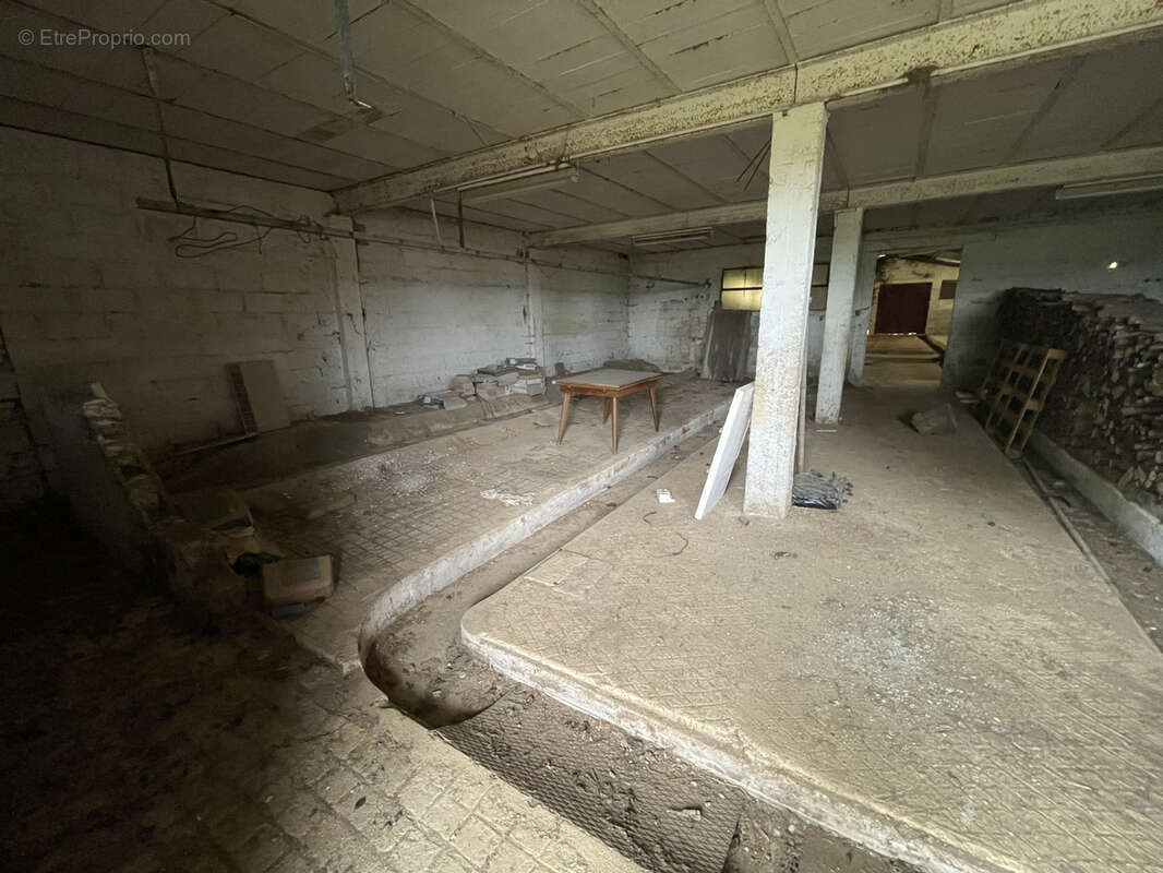 Terrain à MAUBERT-FONTAINE