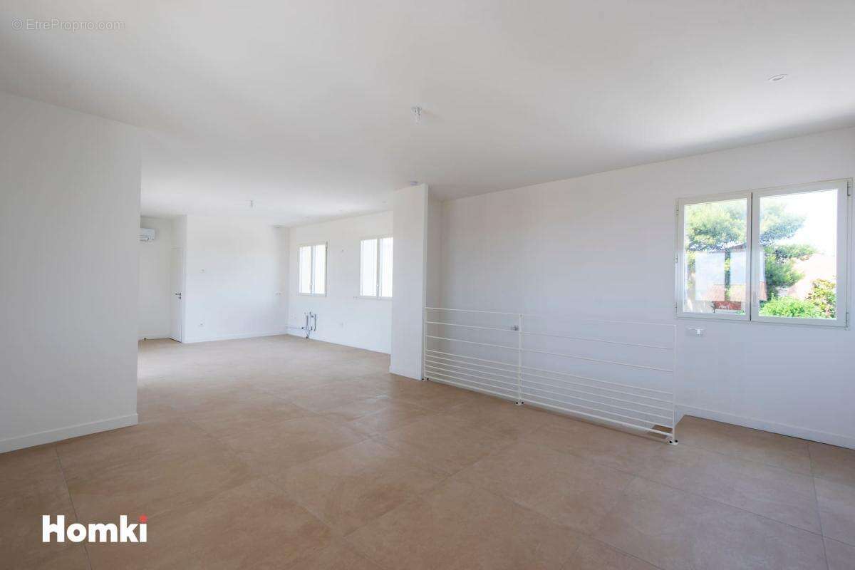 CARRO – Vue mer exceptionnelle pour cette maison haut de gamme de 99 m2 - photo 7