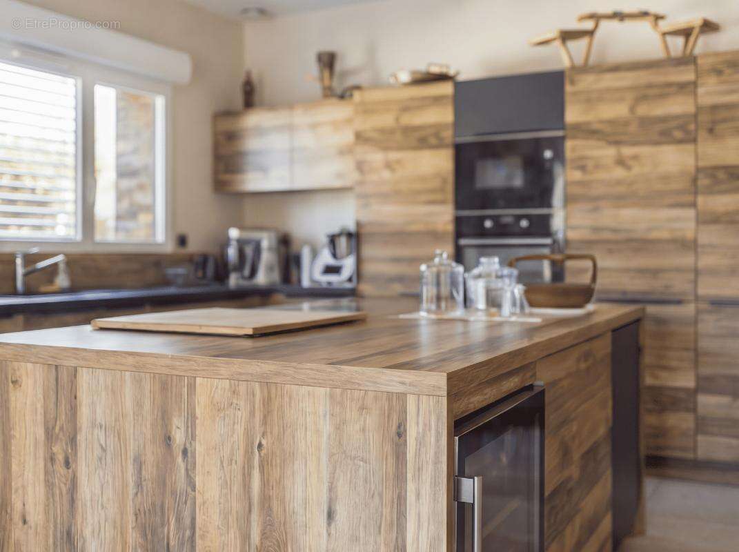 Maison 94 m² à Saint-Amand-Les-Eaux  - photo 6