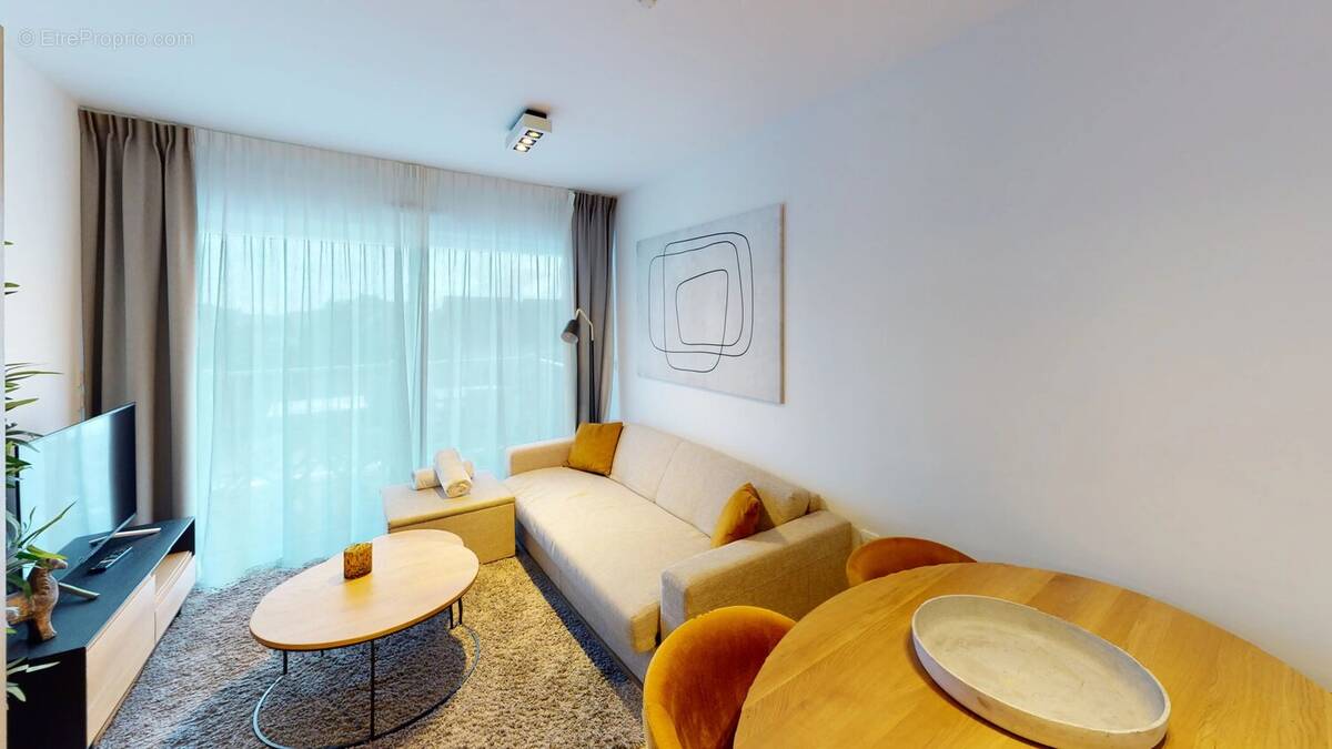Appartement à CAMIERS