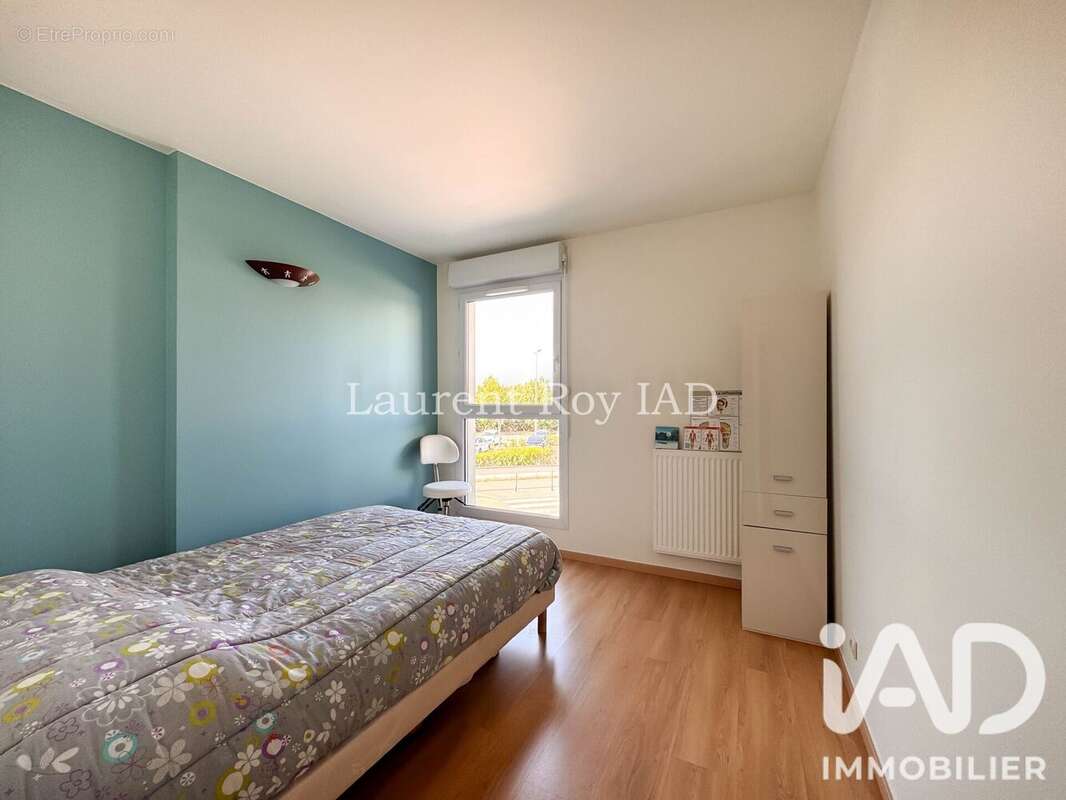 Appartement 109 m² à Saint-Ouen-L'aumone  - photo 9