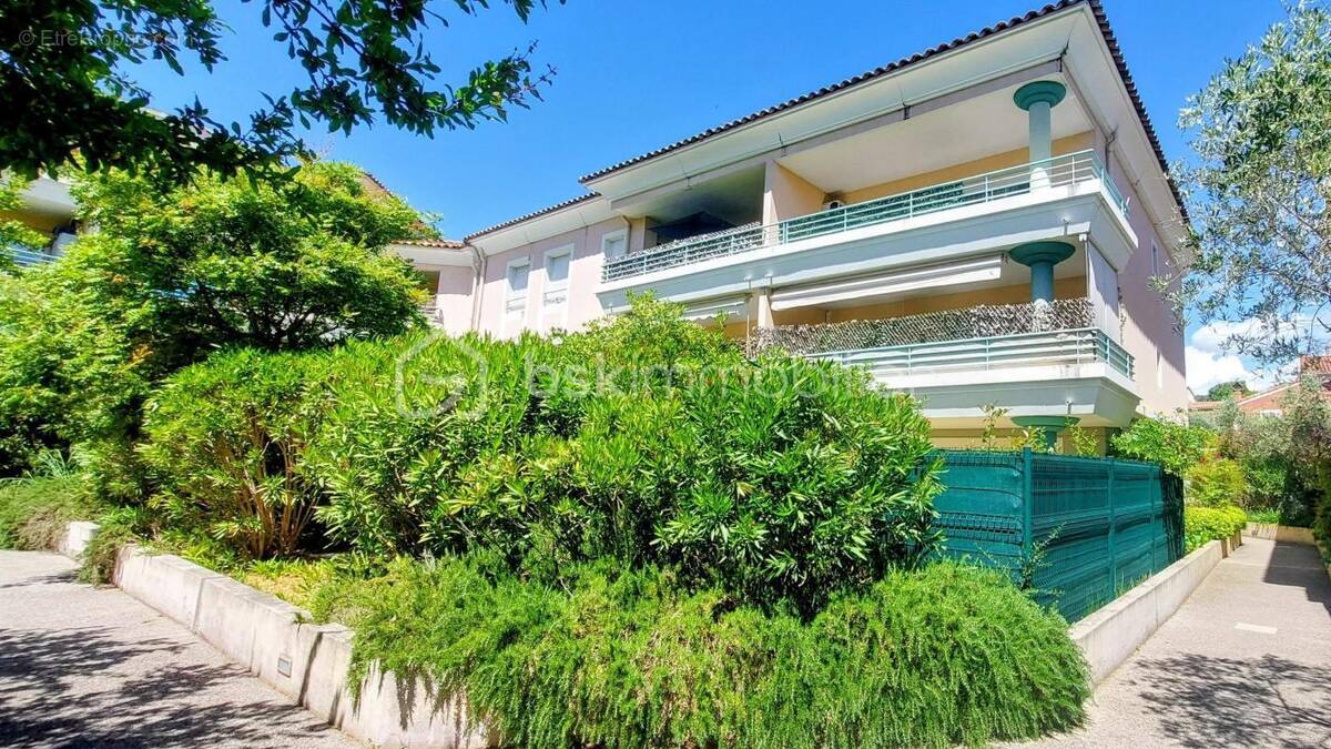 Appartement à PEGOMAS