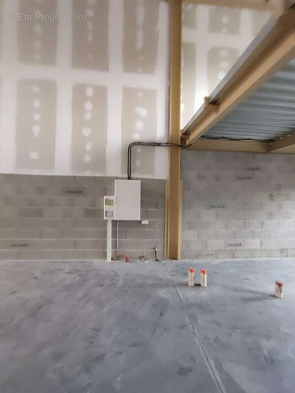 225 m² à Bourgoin-Jallieu  - photo 7