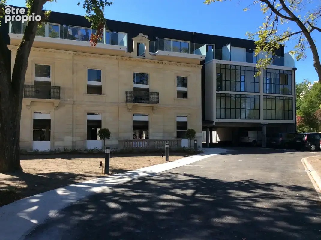 Mérignac - Proche Centre Ville - Très joli T3 avec Parking et Balcon - photo 2