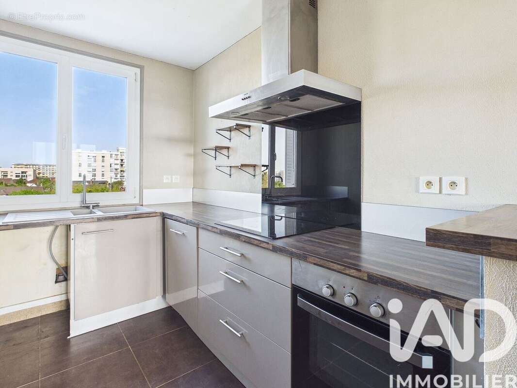 Photo 2 - Appartement à TROYES