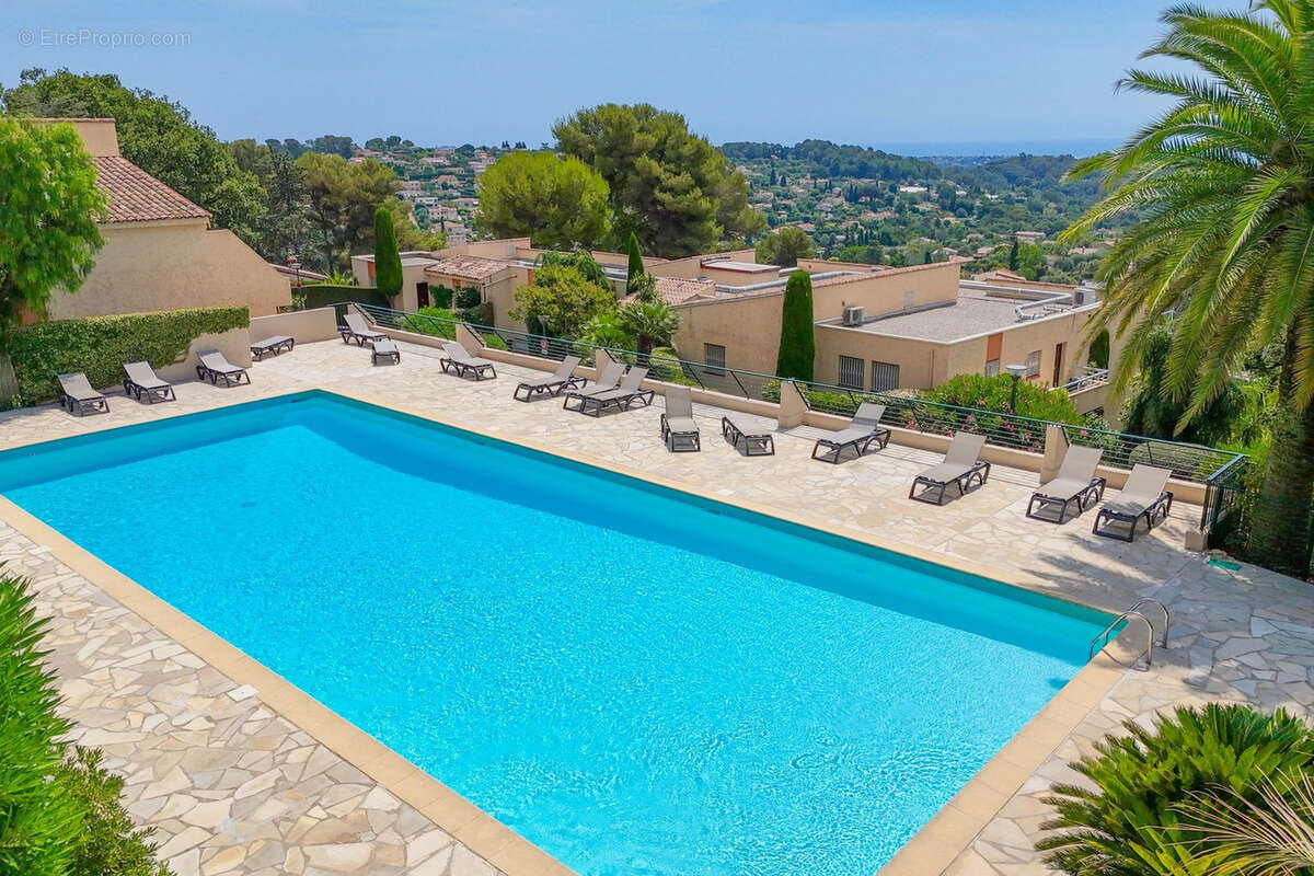 Vence - Vue mer panoramique - Appartement 2P de 62 m2 Dernier étage - photo 6