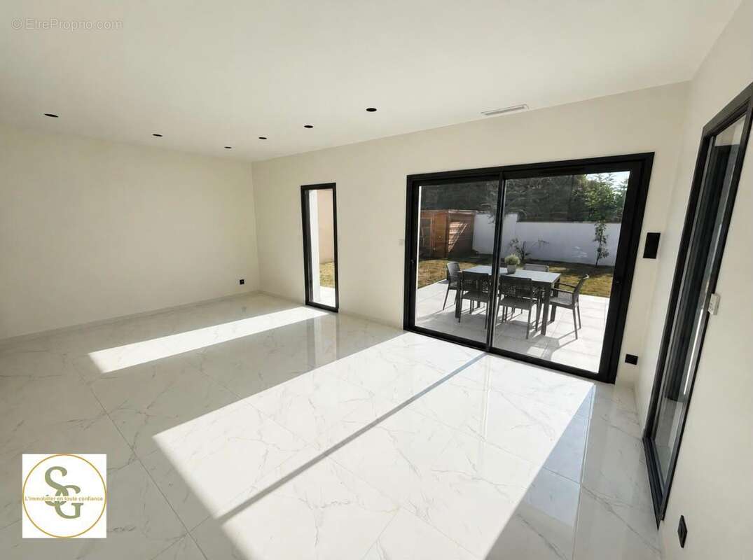 Maison 148 m² à Gaillac  - photo 14