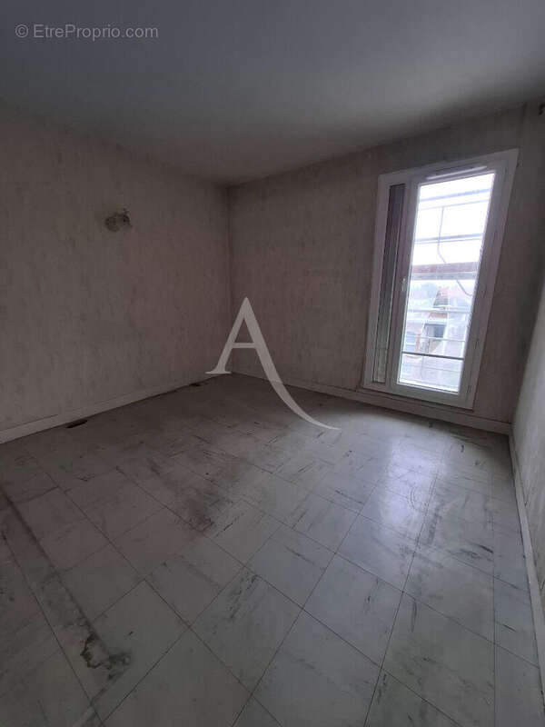Appartement à LIMEIL-BREVANNES