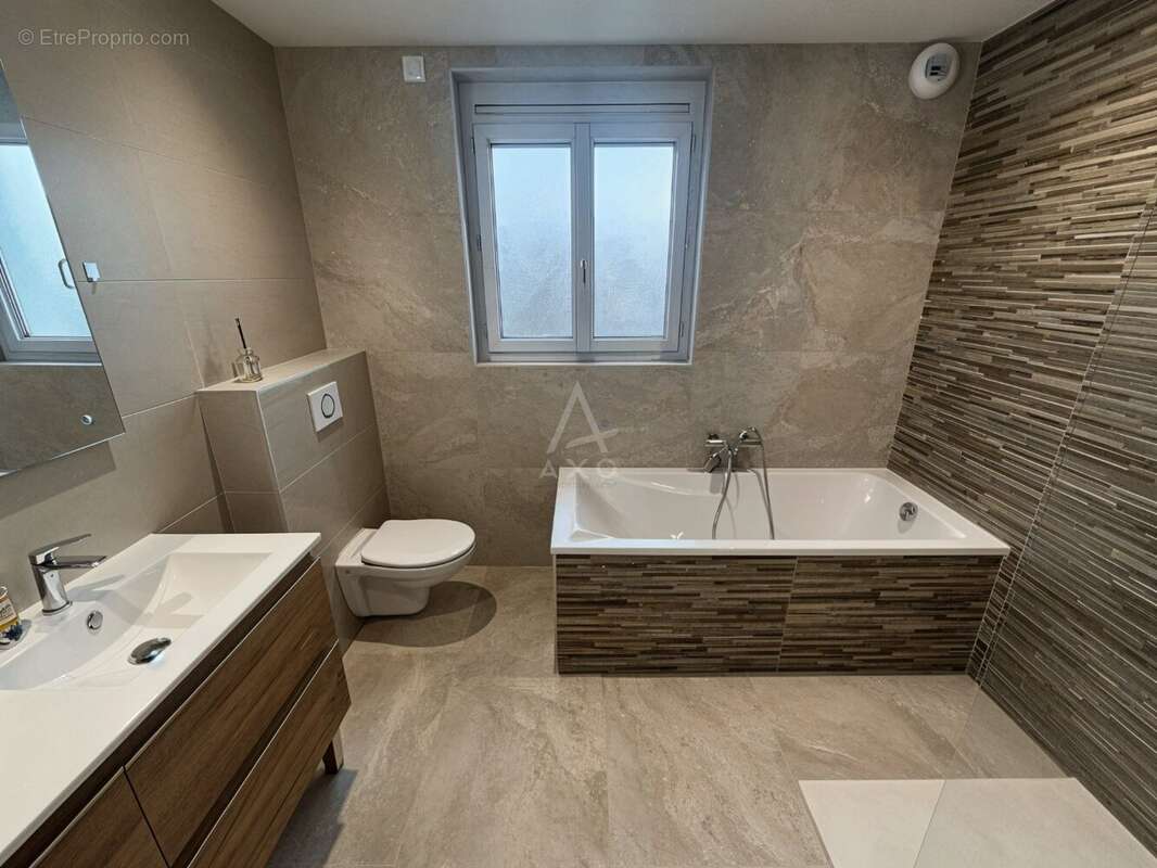 Maison à SAINT-CHRISTOPHE-DU-BOIS