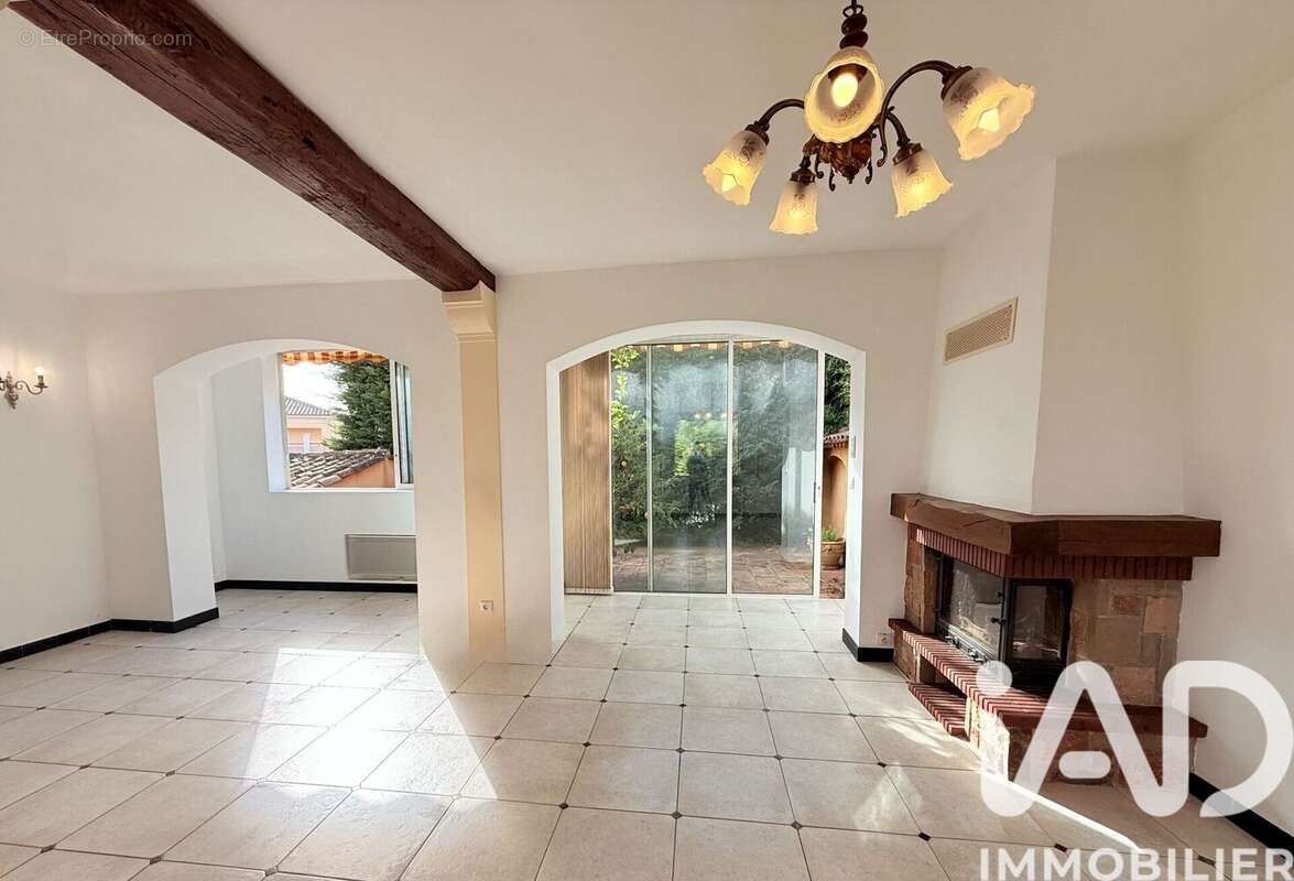 Photo 4 - Maison à COGOLIN