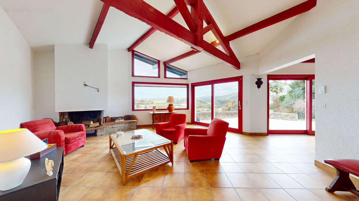 Maison à CAMBO-LES-BAINS