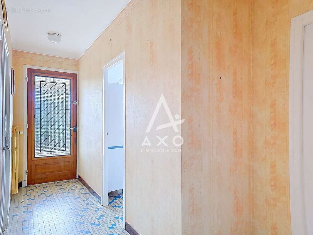 Maison à CORQUILLEROY