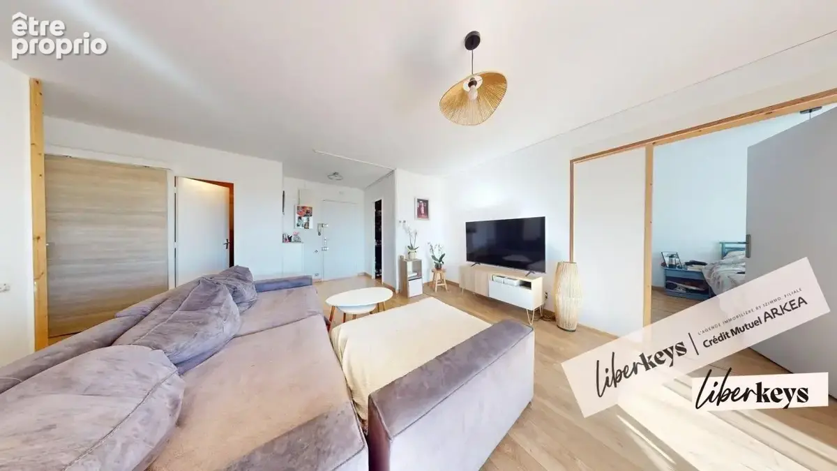 Appartement  3 chambres  de 80 m² et garage + parking. Résidence sécurisée proche de toutes commodités a Draguignan - photo 2
