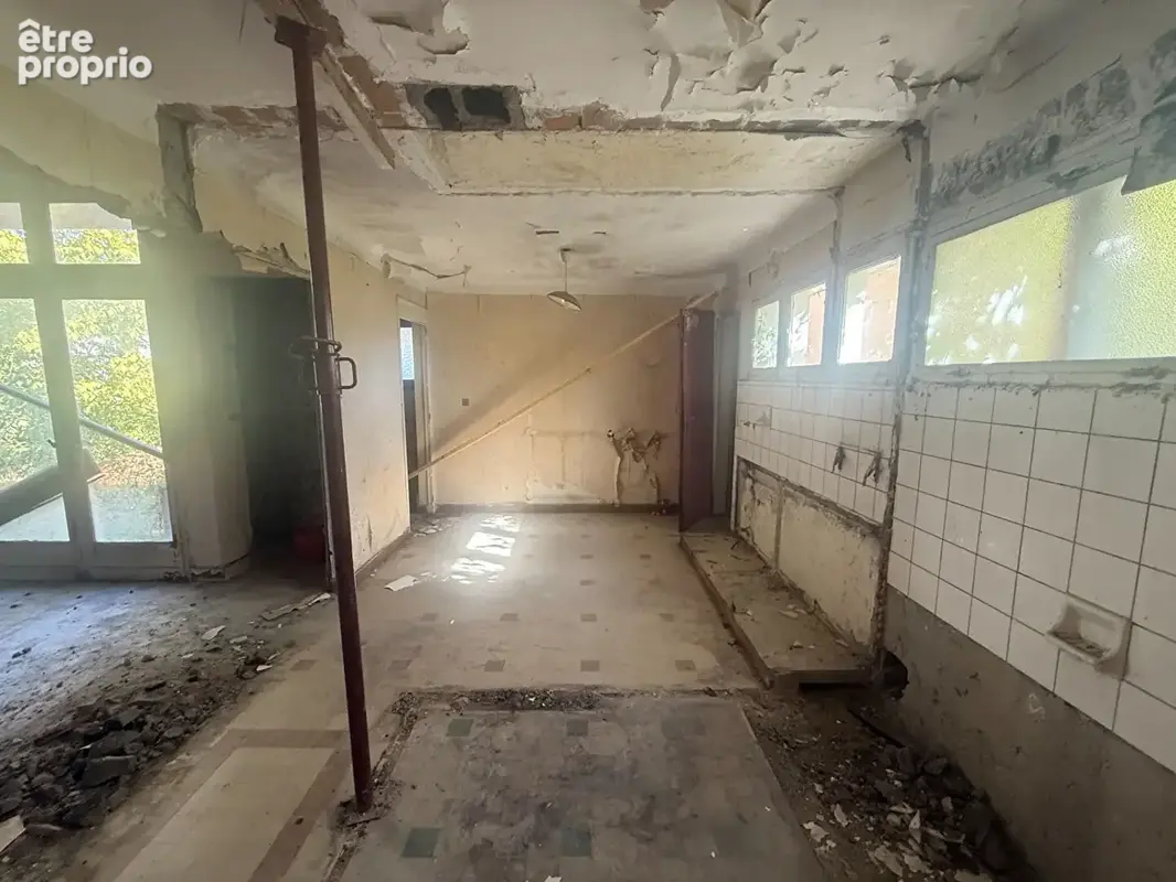 Dax  a vendre maison de plain-pied 120 m² à rénover entièrement - photo 4