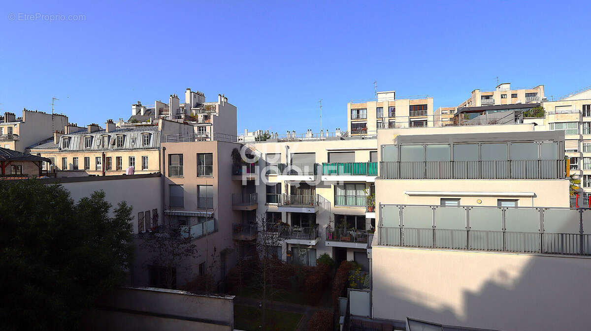 Appartement à PARIS-19E