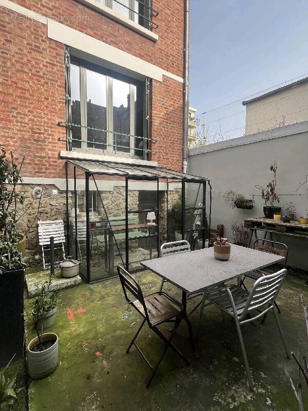 Maison à ASNIERES-SUR-SEINE