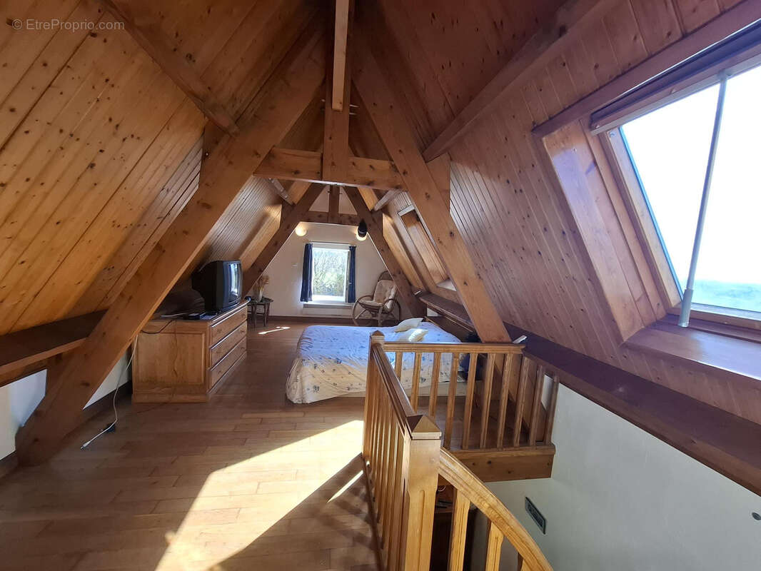 Maison à GENIS