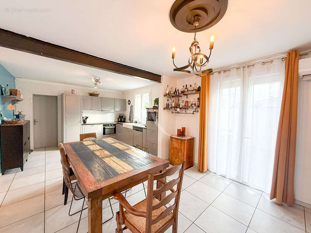 Maison à MIRAMAS
