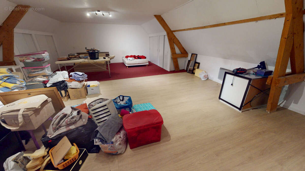 Maison à FRENOUVILLE