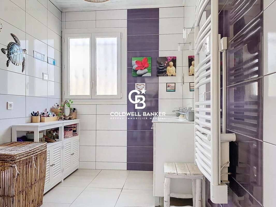 Maison à BUSSAC-SUR-CHARENTE