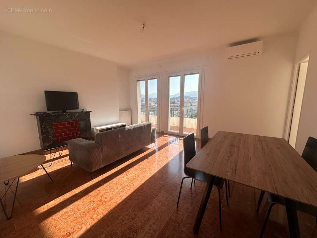 AJACCIO St Jean - T4 80m2 avec terrasse, vue dégagée, grenier et parking privé - 290000 € - - photo 2