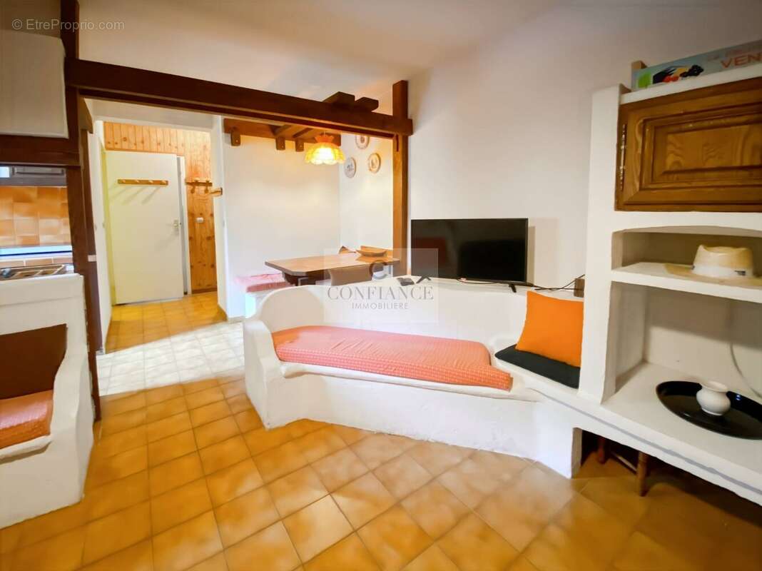 Appartement à SAINT-ETIENNE-DE-TINEE