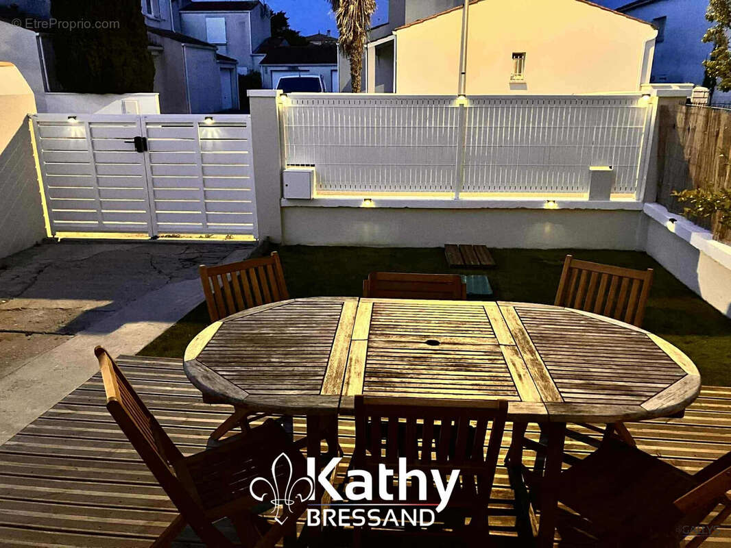 Maison à SAINT-SULPICE-DE-ROYAN