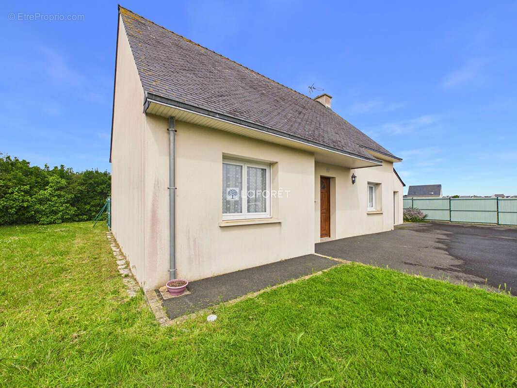 Maison à GUILVINEC