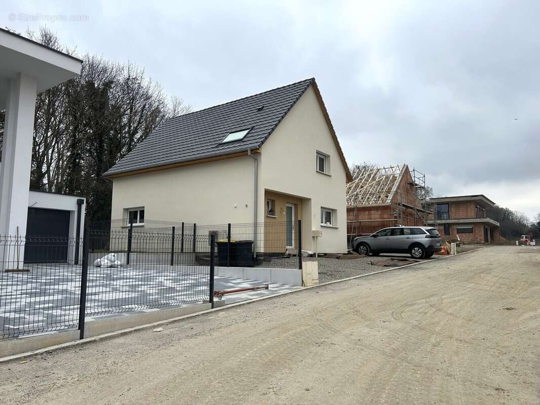 Terrain à MORSCHWILLER-LE-BAS